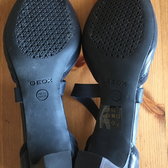 Navy Blue GeoX Pumps - Picture 10 of 11